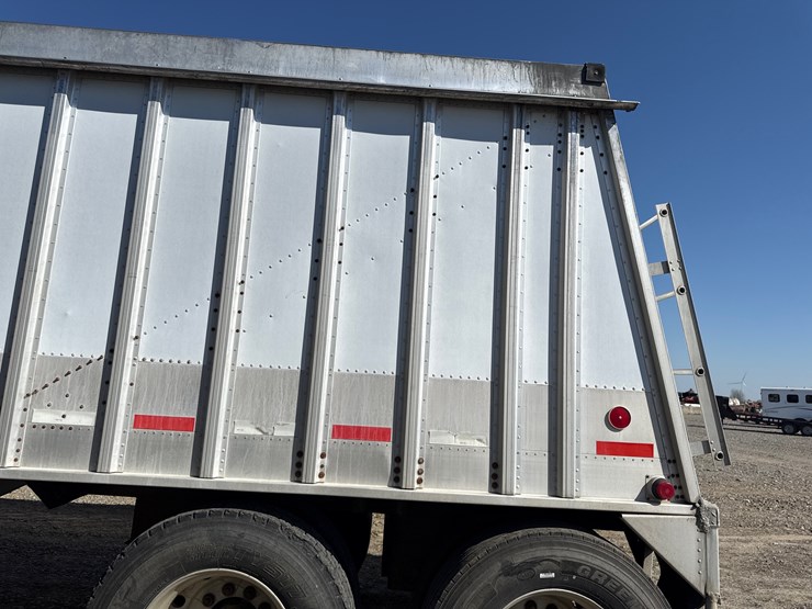 1995-cornhusker-hopper-bottom-image-14