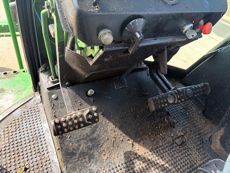 john-deere-4430-image-42