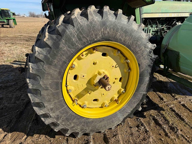 john-deere-4430-image-17