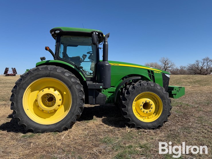 2012-john-deere-8335r-image-4
