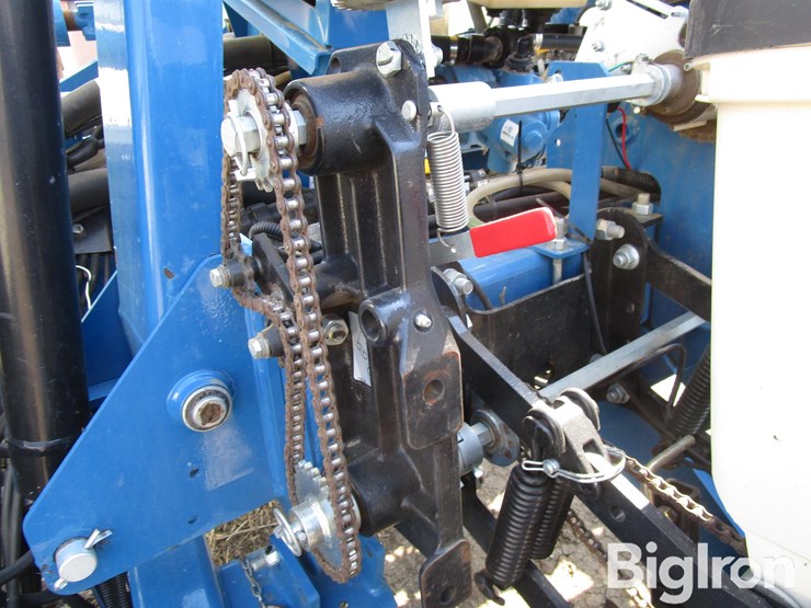 2023-kinze-3205-image-18