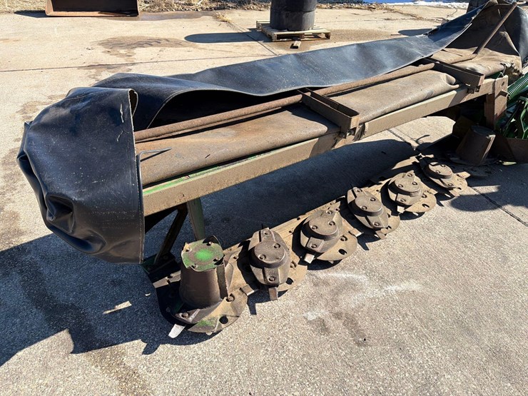 john-deere-275-image-3