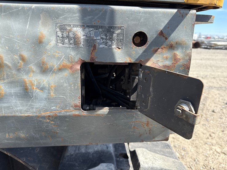 volvo-ecr88-image-33