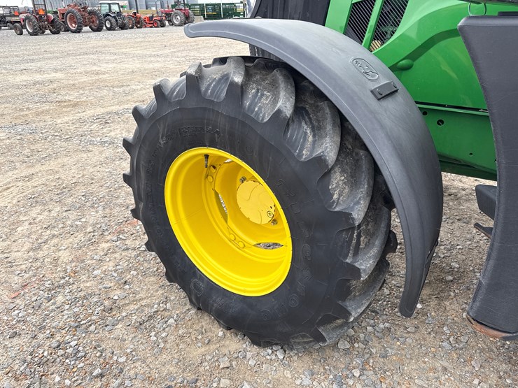 2023-john-deere-6120m-image-14