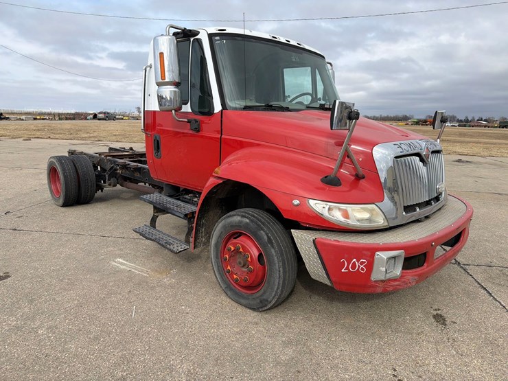 2014-international-4000-image-3