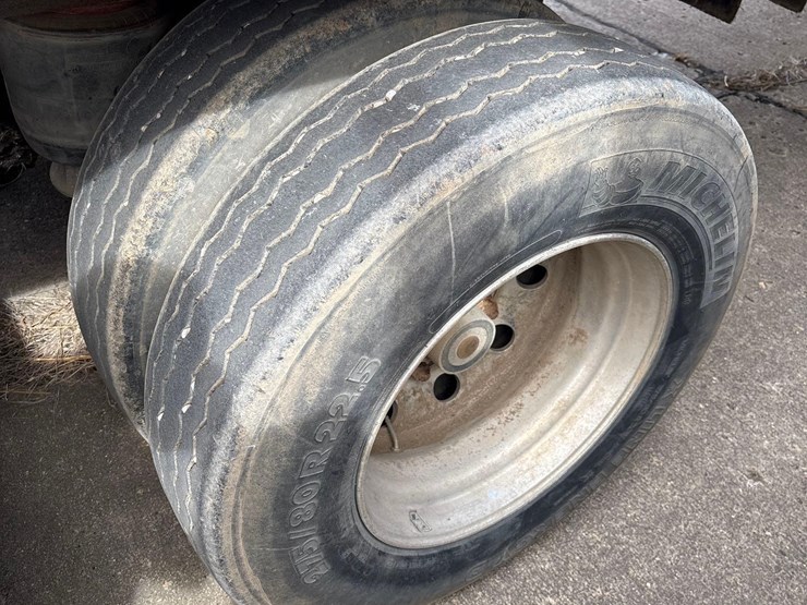 2014-wilson-grain-trailer-image-41