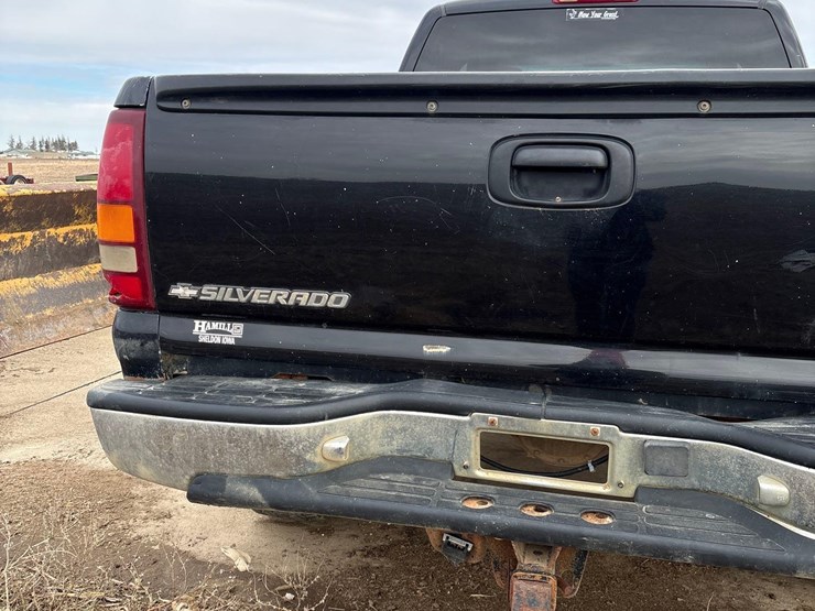 2001-chevrolet-1500-image-25