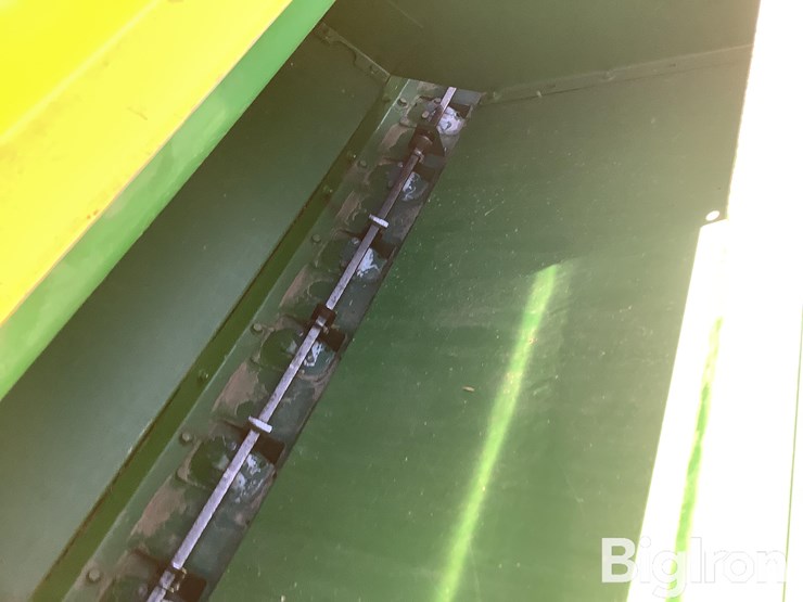 john-deere-8300-image-19