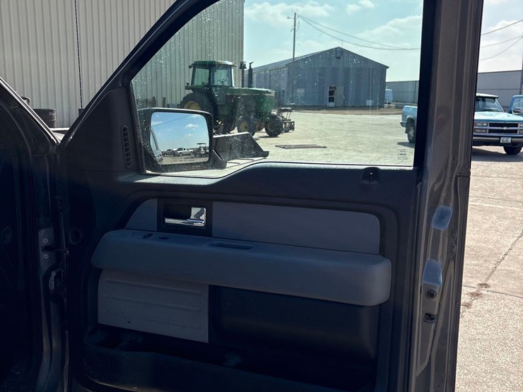 2012-ford-f150-image-53