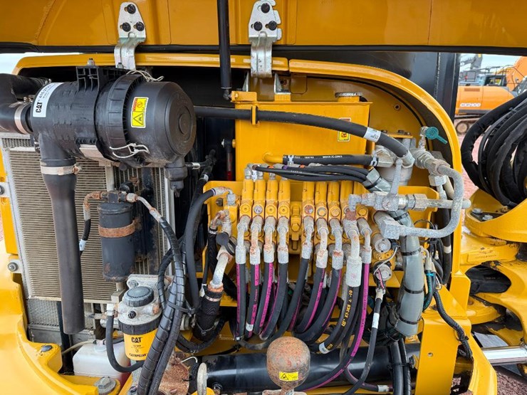 caterpillar-305e2-cr-image-42