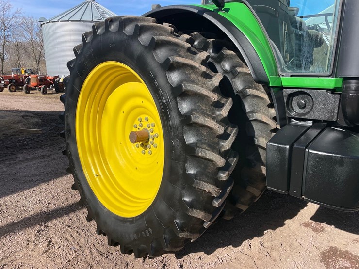 2007-john-deere-8230-image-16