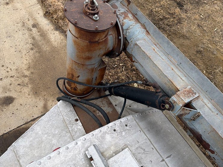 1999-bulkliner-36ft-semi-feed-trailer-image-56