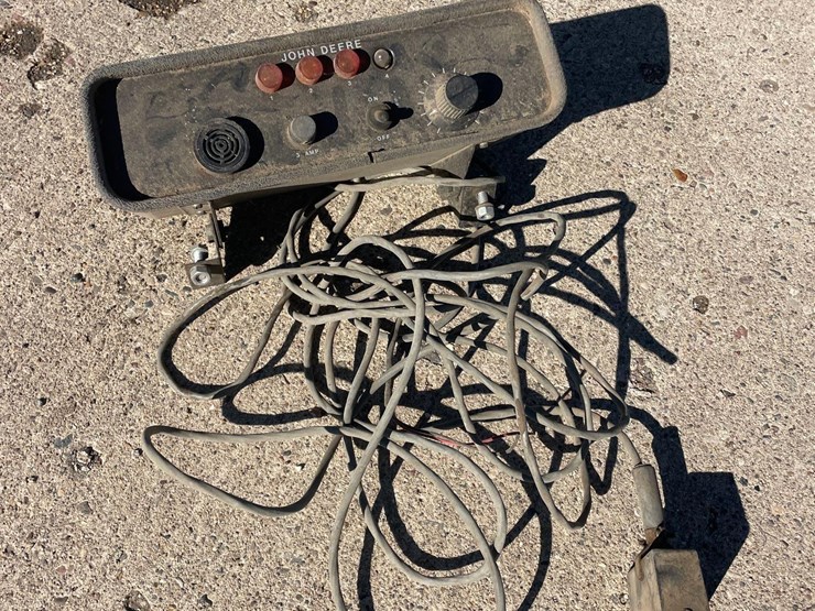 john-deere-7000-image-24