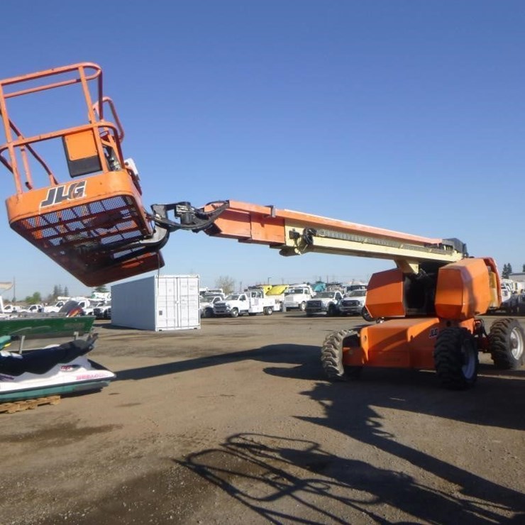 2013 JLG 600S