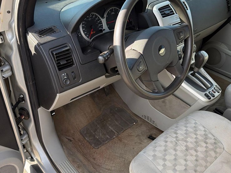 2006-chevrolet-equinox-image-22