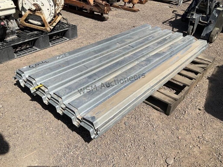 pallet-of-steel-roof-/-wall-panels-image-2