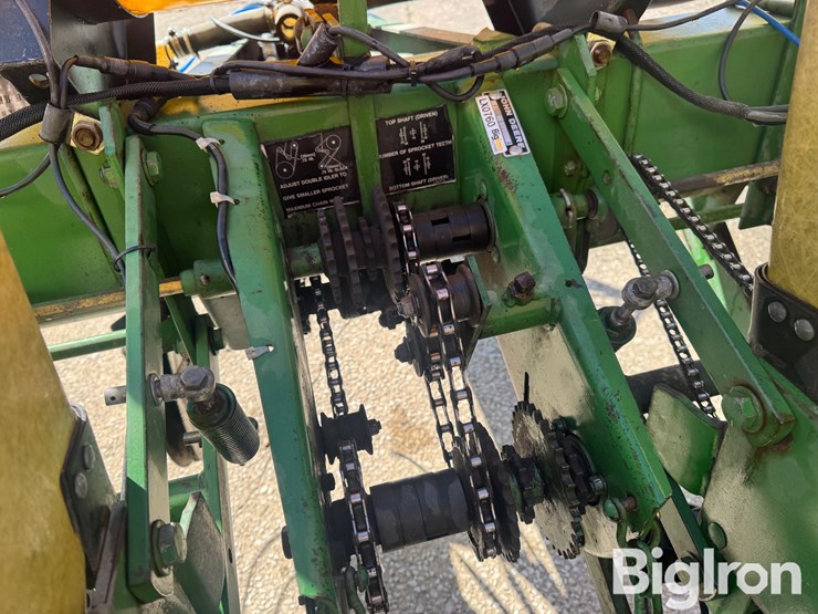 john-deere-7000-image-19