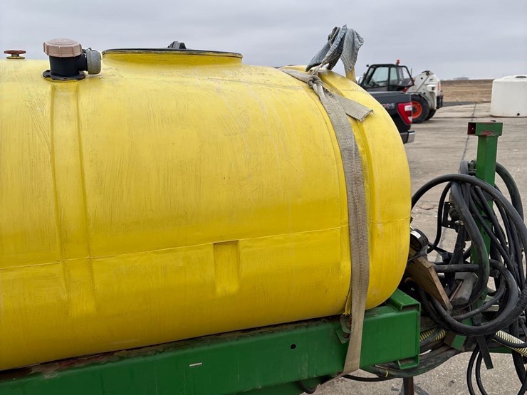 500-gallon-pull-type-sprayer-image-15