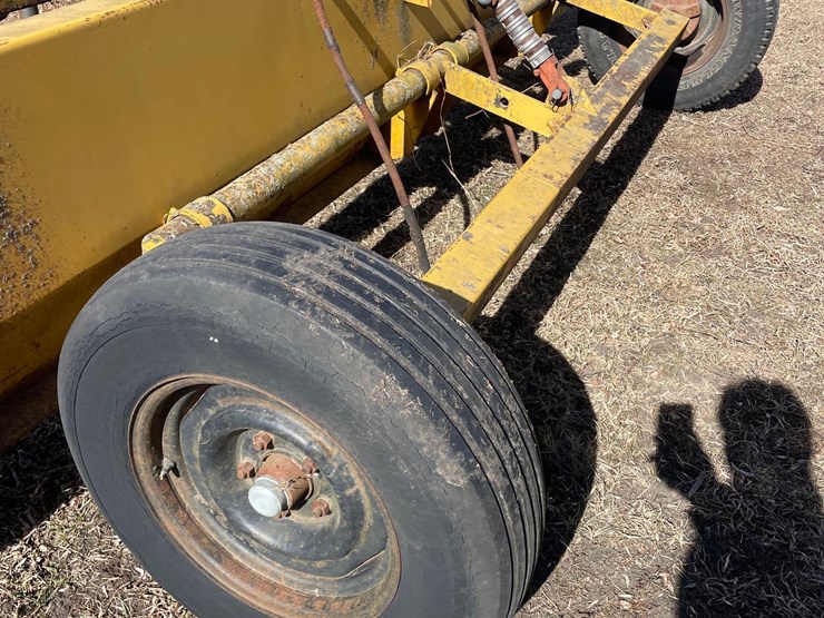 12ft-box-scraper-image-5