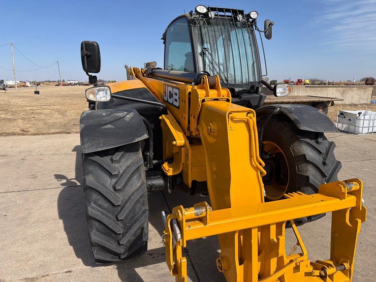 2012-jcb-535-95-image-11