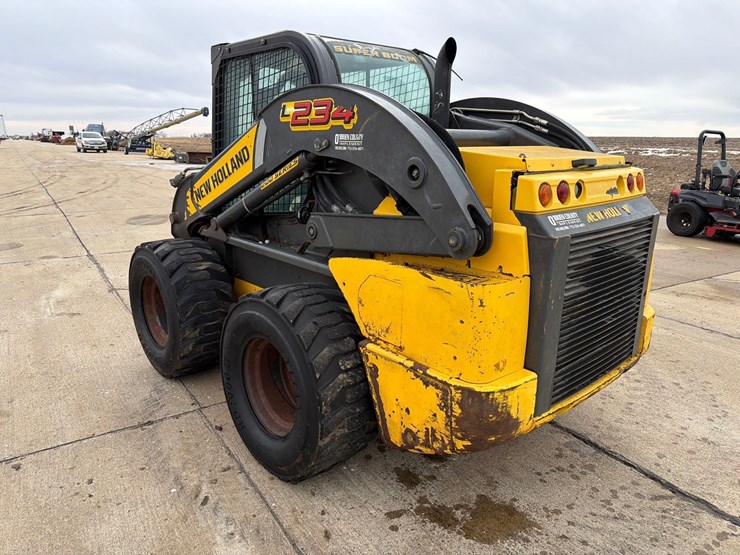 2018-new-holland-l234-image-6