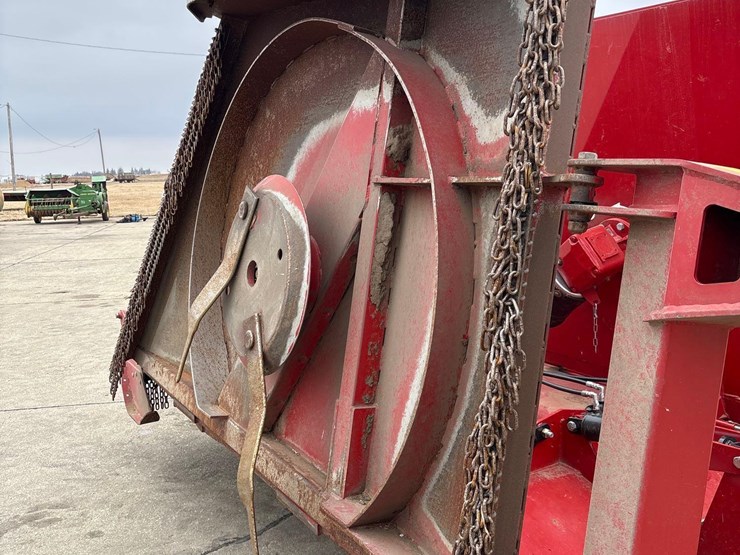 2023-buhler-y1531-15ft-batwing-mower-image-8