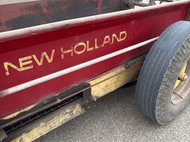 new-holland-516-image-9