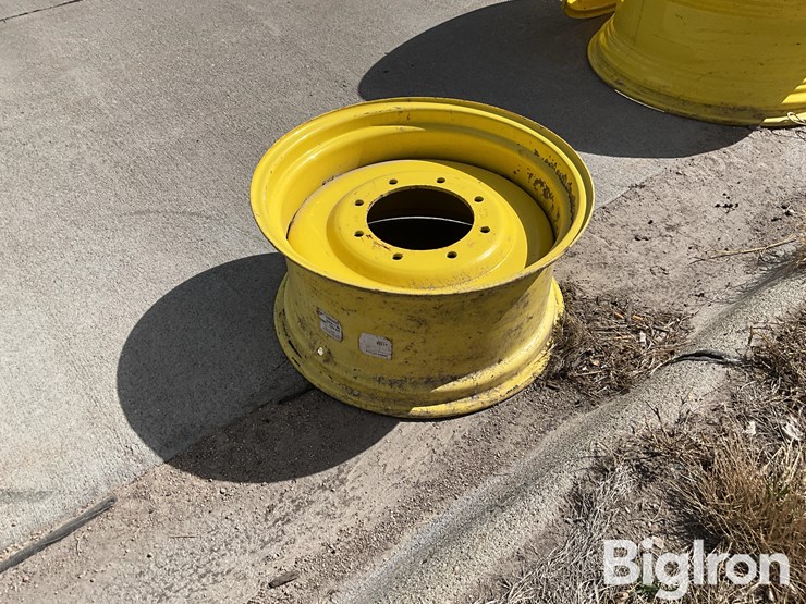 john-deere-8-image-6