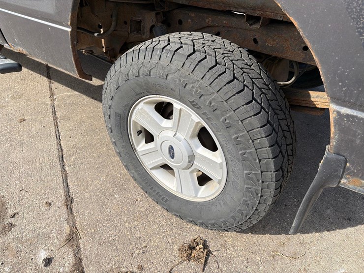 2004-ford-f150-image-19