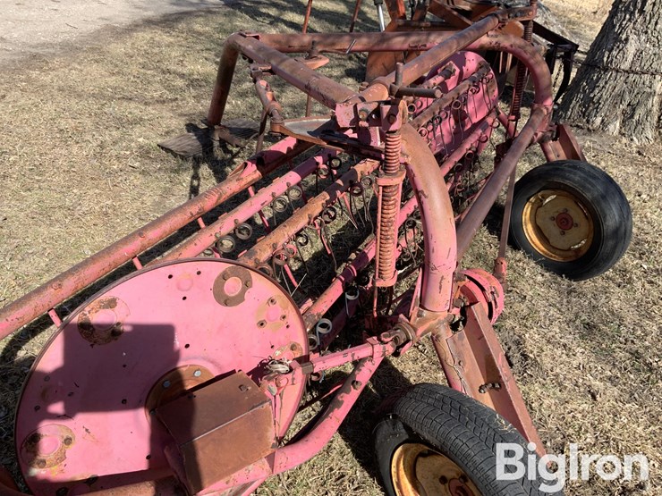 massey-ferguson-37-image-17