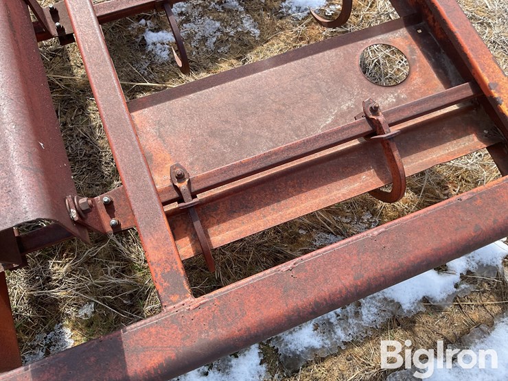 farmhand-8-bale-image-14