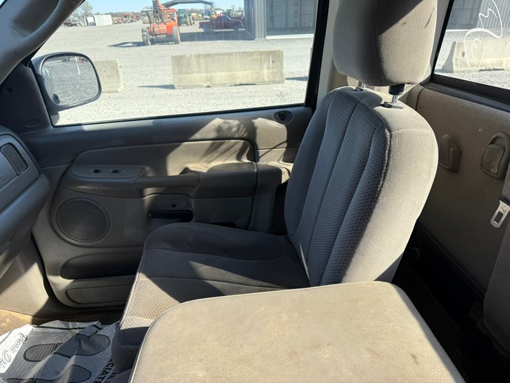 2005-dodge-ram-1500-image-21