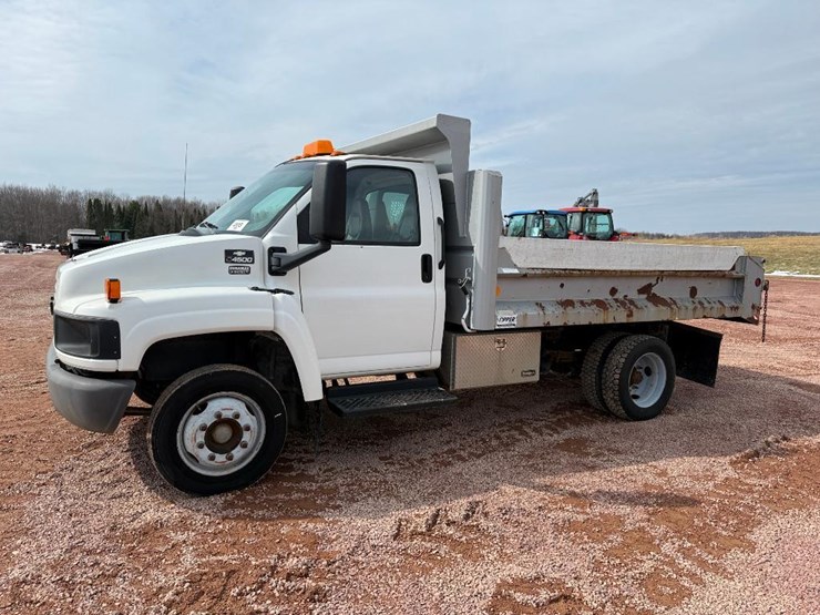 #205-•-lot-205-image-1