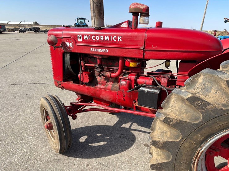 farmall-mccormick-w-6-standard-tractor-image-7