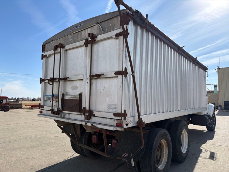 1990-international-4900-image-29