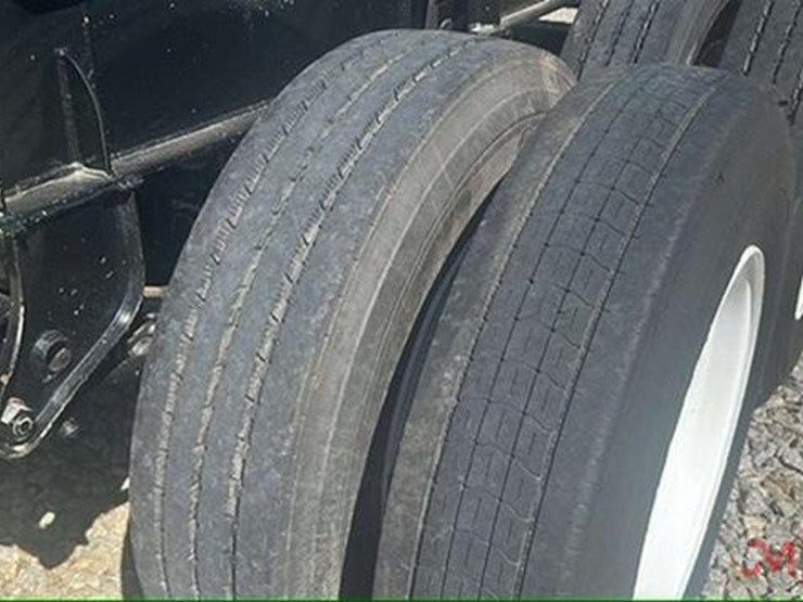 2023-manac-log-trailer-image-28