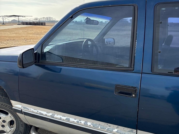 1993-gmc-sierra-1500-image-9