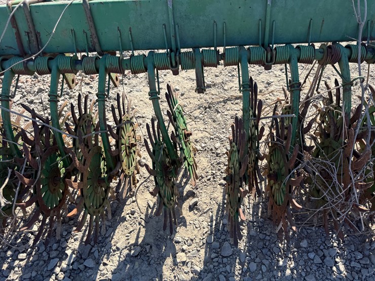 john-deere-25-image-12