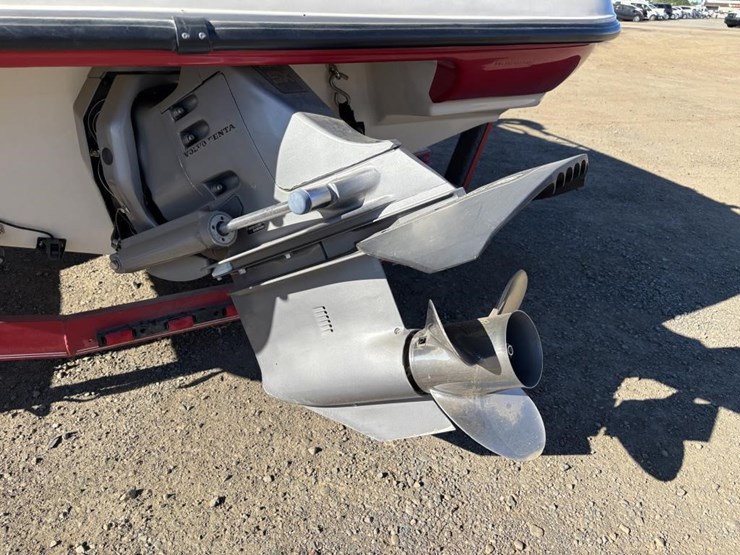 2000-unknown-trailer-image-10