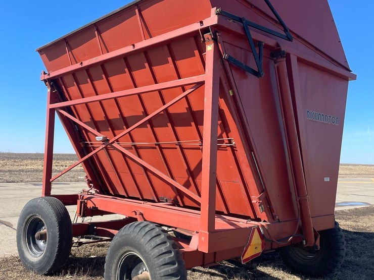 richardton-700-image-5