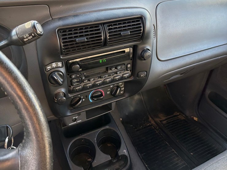 2001-ford-ranger-xlt-image-25