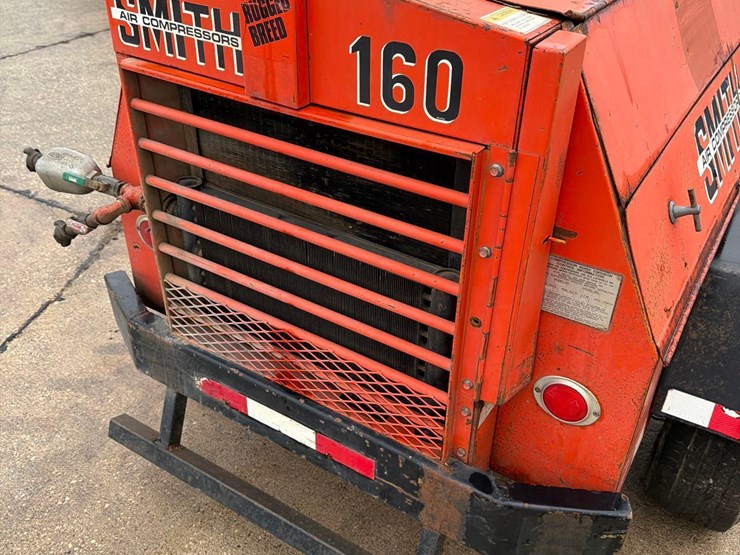 1997-smith-160gp-portable-air-compressor-image-6