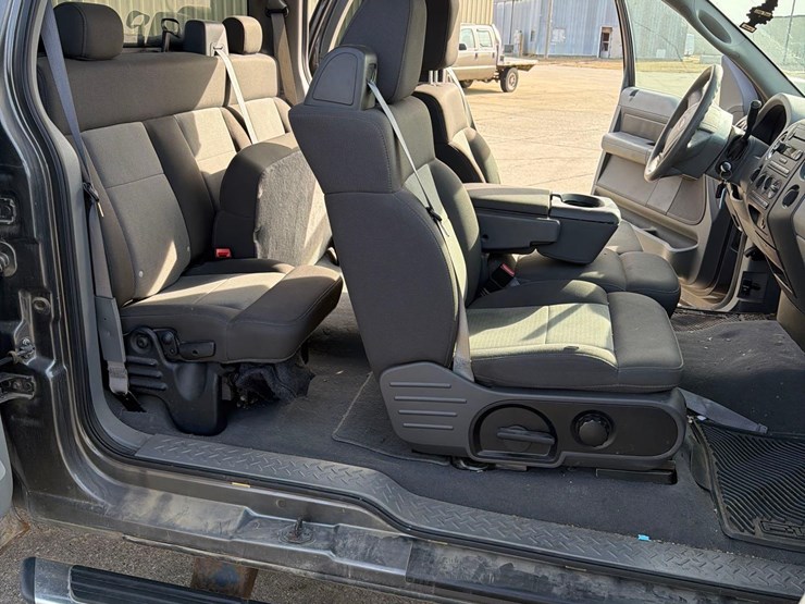 2004-ford-f150-image-44