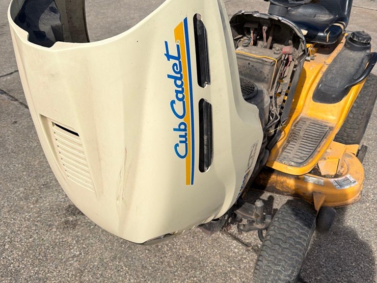 cub-cadet-lt1045-image-15