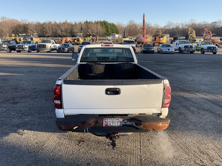 2006-chevrolet-2500hd-image-4