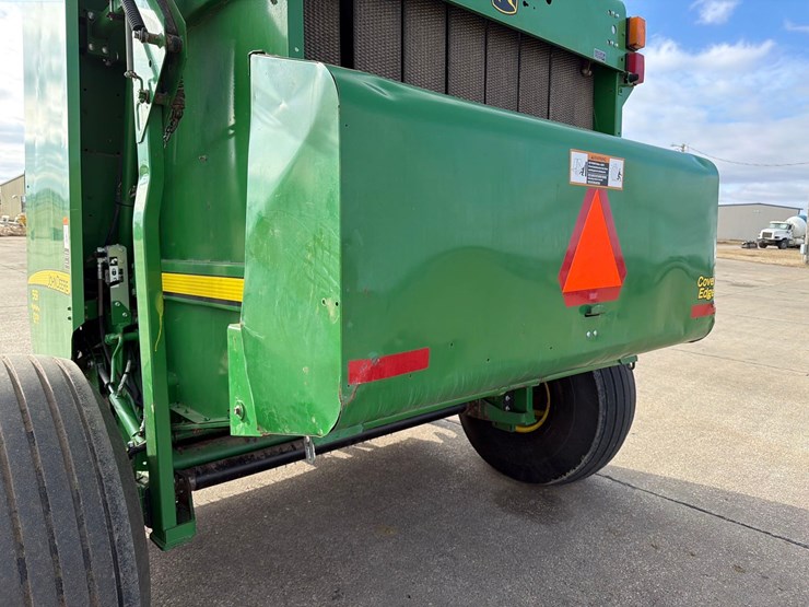 john-deere-568-image-8