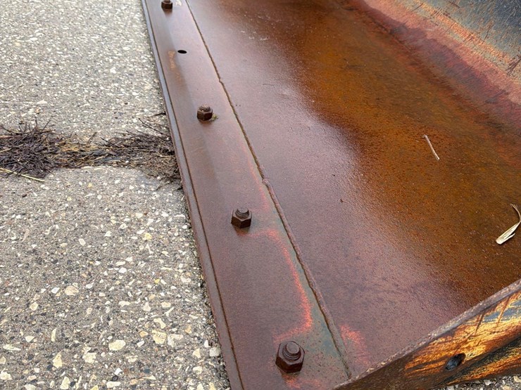 john-deere-72-image-7