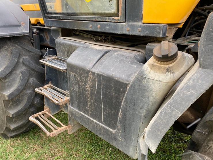 jcb-fast-trac-2140-image-32