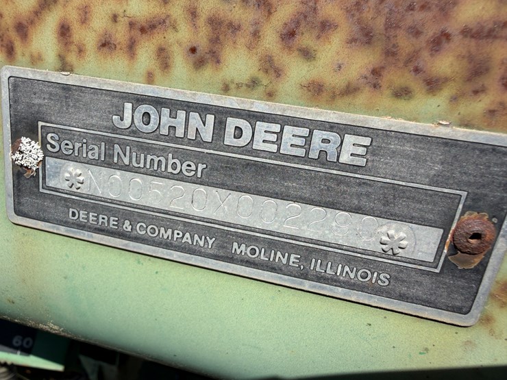 john-deere-520-image-27