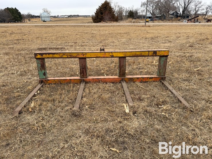 3-pt-bale-mover-image-2